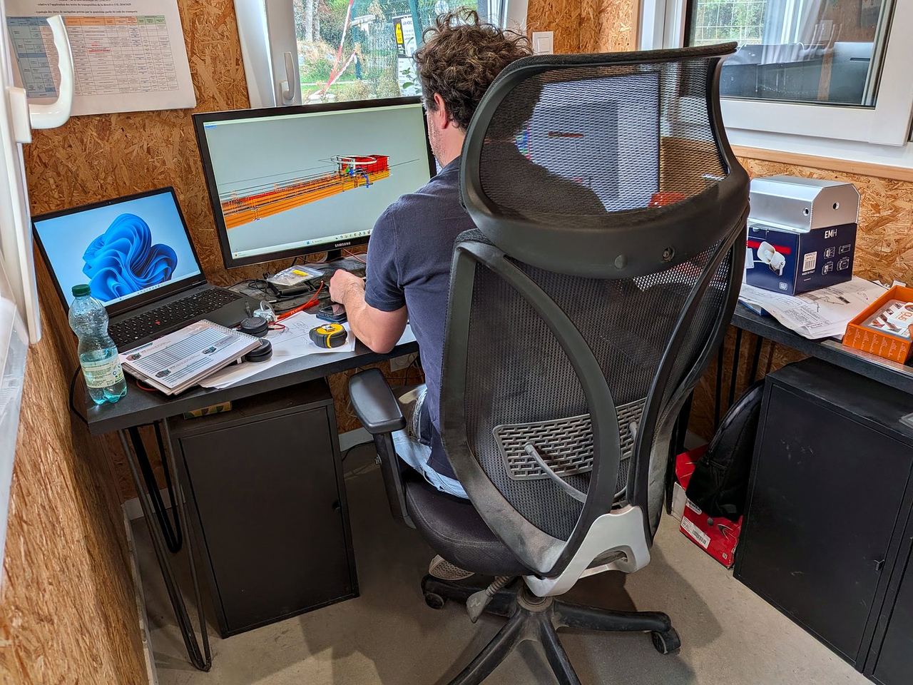 Poste de conception au bureau d'études de Saffré